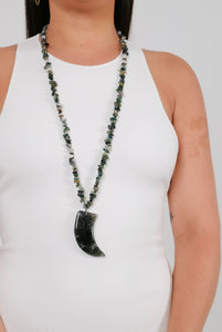 Agate Moss Horn Necklace