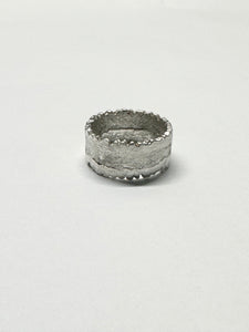 Cecilia Small Band Ring