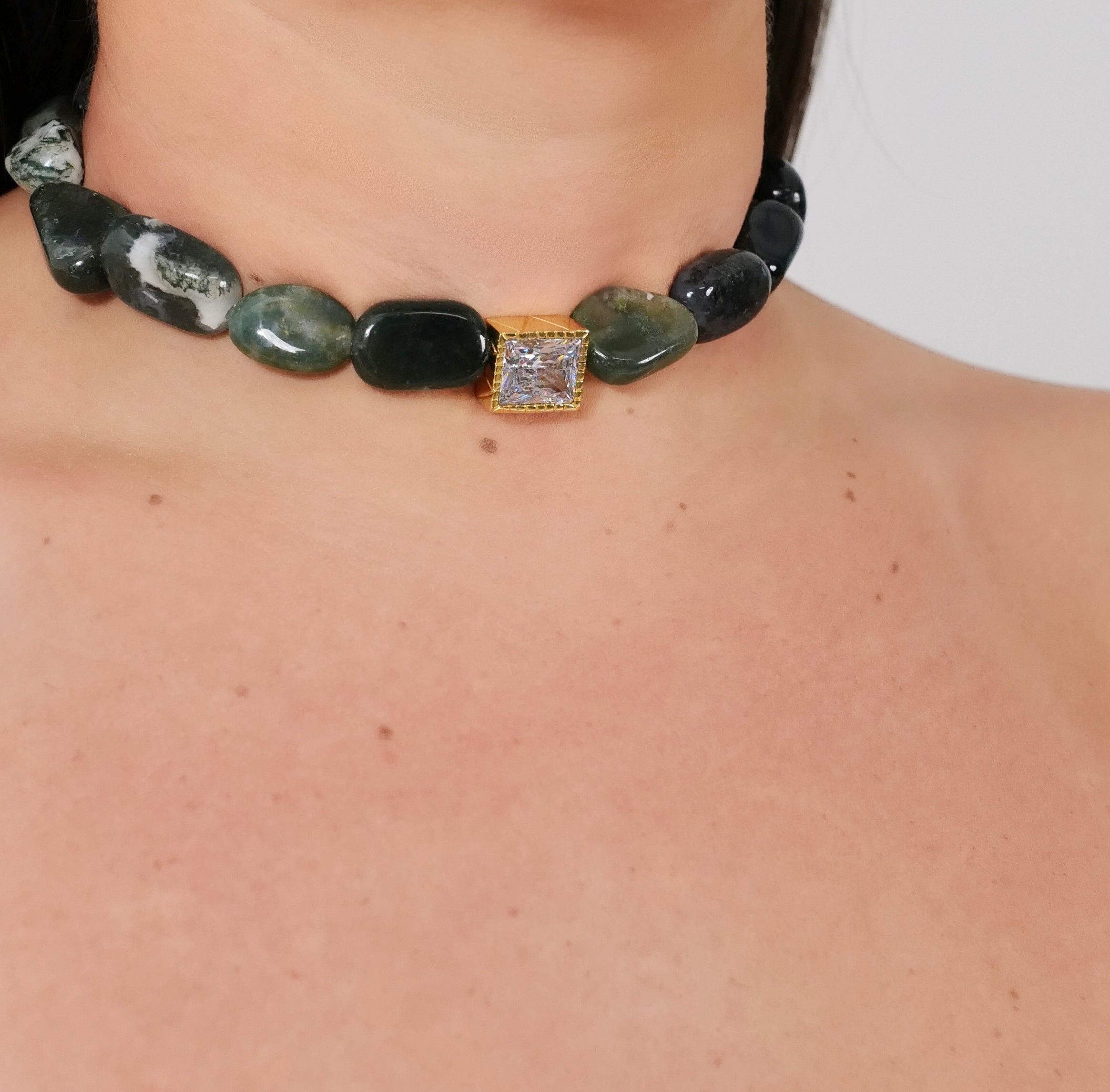 Agate Moss Single Pendant Choker